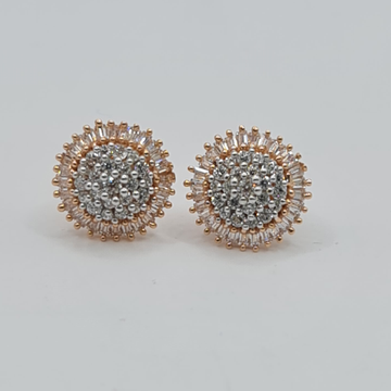 18 KT Hallmark  Fancy Earring by Sangam Jewellers